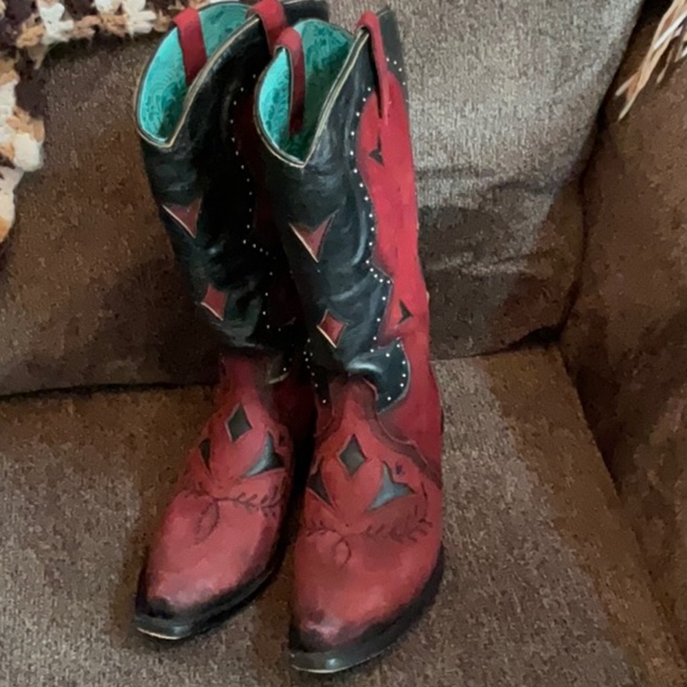 Corral Women’s Studded Western Boots - Snip Toe